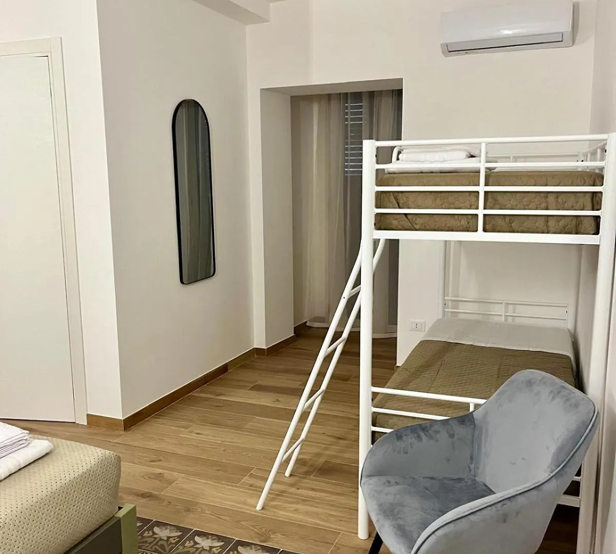 Al Duomo Suites Monreale 0*,  Italy
